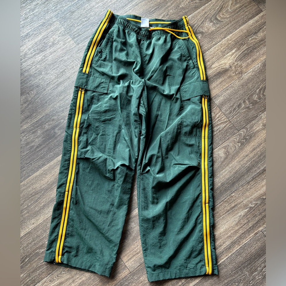 Aritzia TNA Barry Cargo Pant